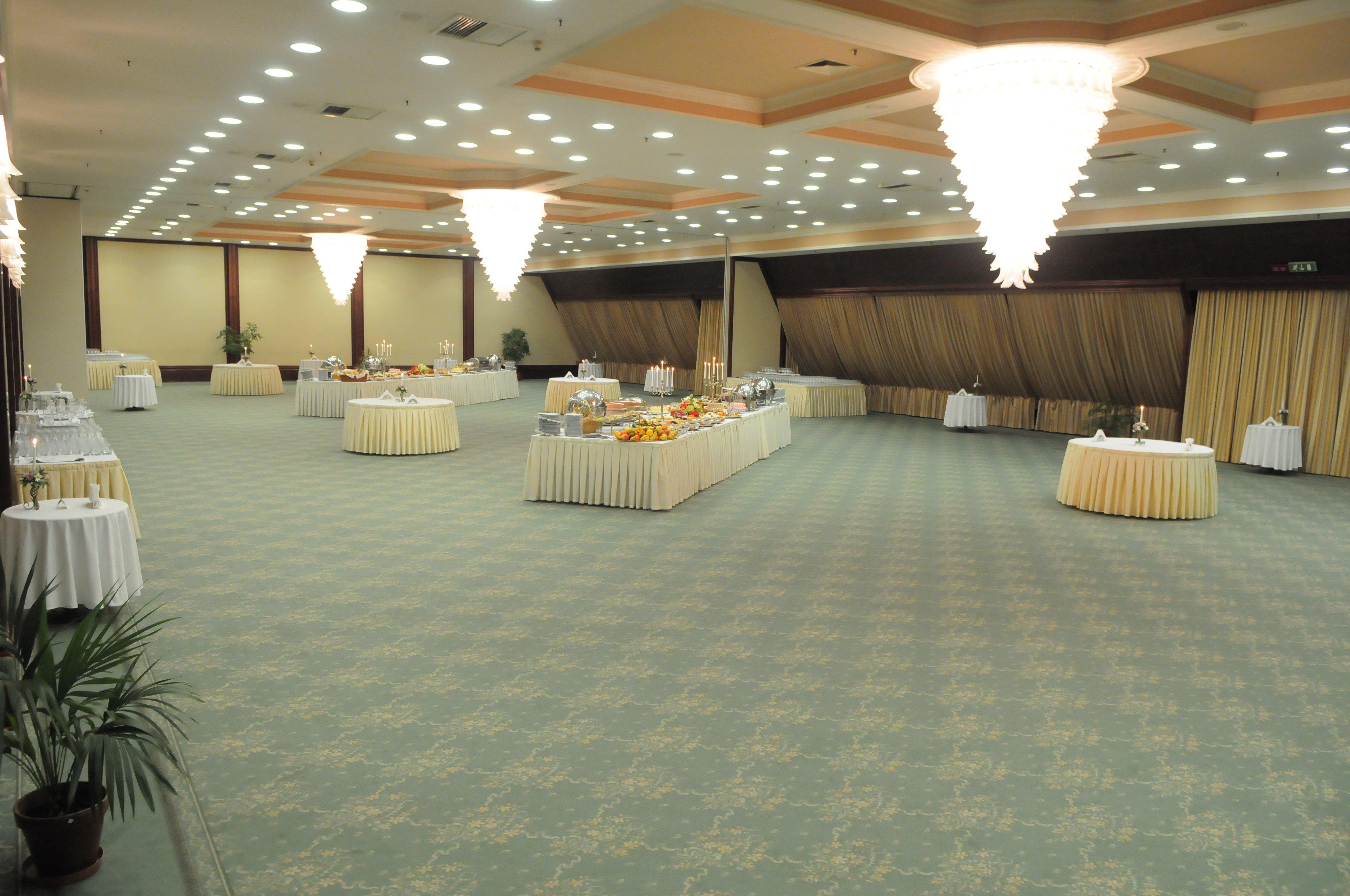 Holiday Inn Skopje By Ihg Facilități foto