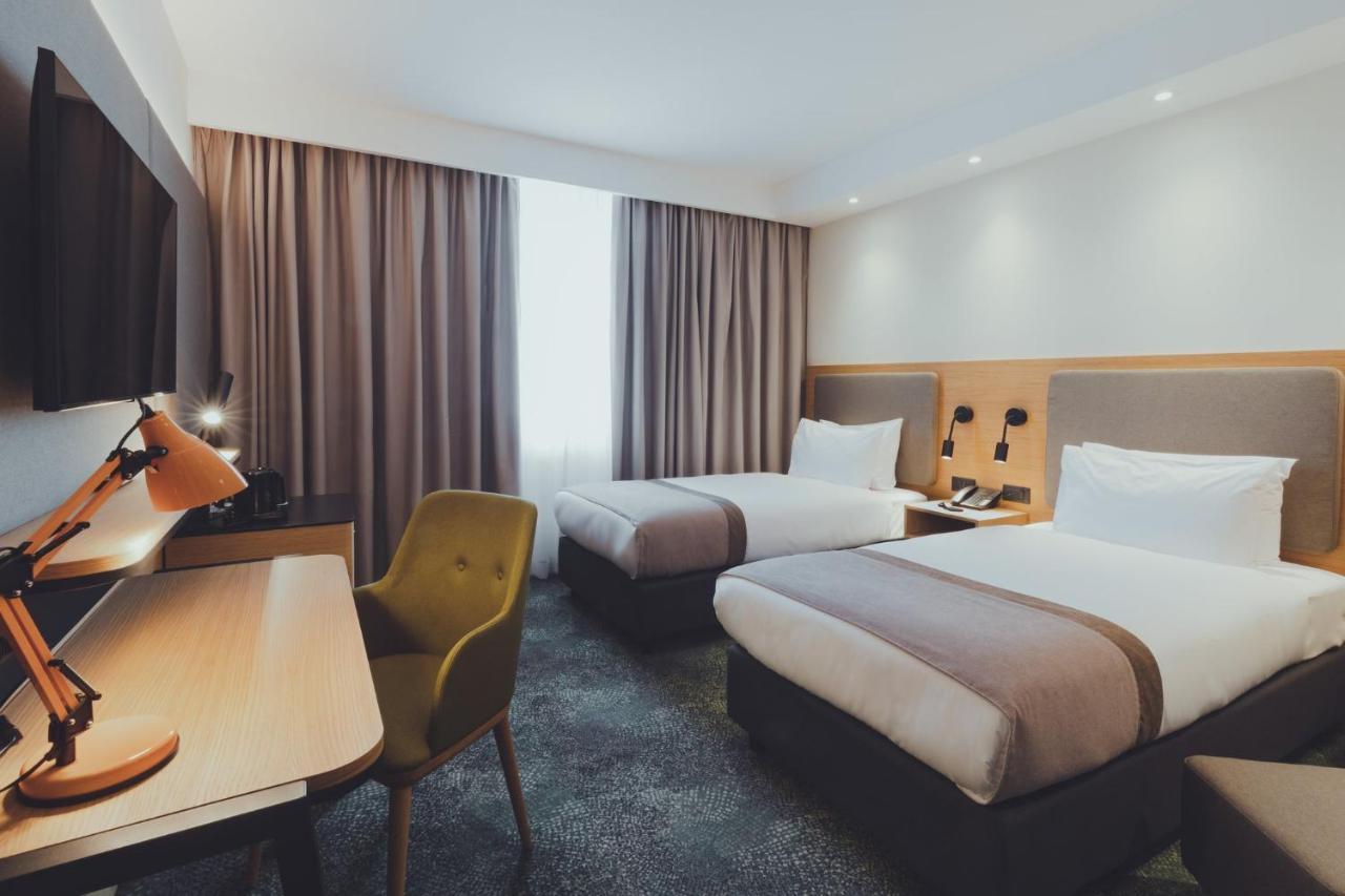 Holiday Inn Skopje By Ihg Exterior foto